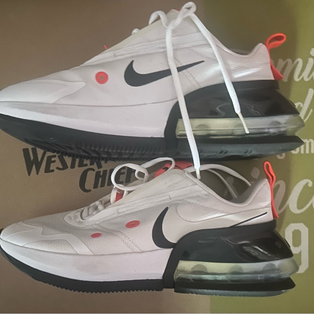 Nike White and Black Athletic Sneakers
